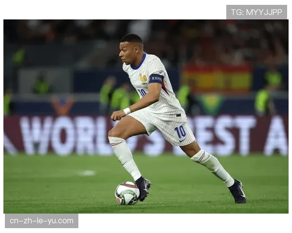 巴黎圣日耳曼客场4-0大胜勒阿弗尔，姆巴佩两射一传，主队控球率仅31%